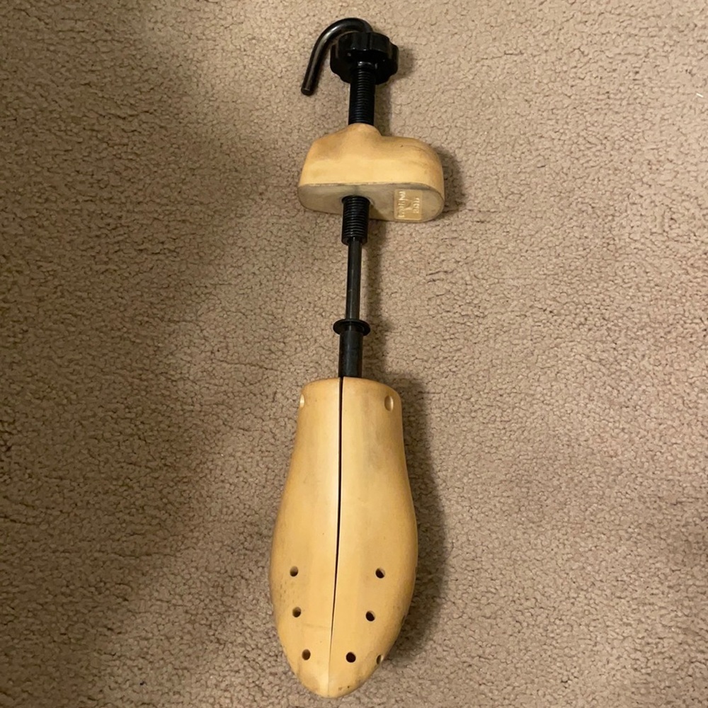 MENS TWO- WAY STRETCHER.